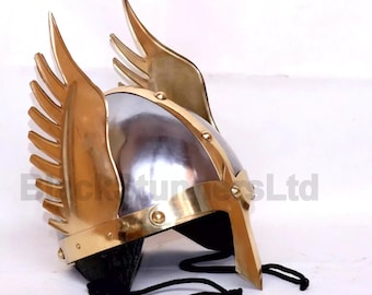 Casco de caballero medieval vikingo / Casco de armadura normanda alada / Casco de guerrero listo para la batalla LARP de cosplay / Casco de armadura de acero para recreación histórica