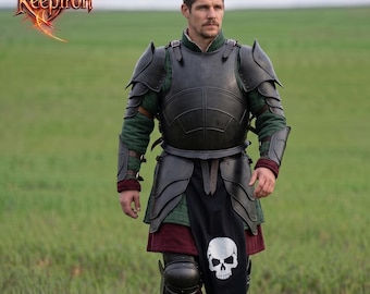 Traje de armadura de placas ennegrecidas de Caballero Oscuro / Armadura medieval de acero completa para LARP / Disfraz de cosplay de caballero gótico fantástico / Coraza y hombreras