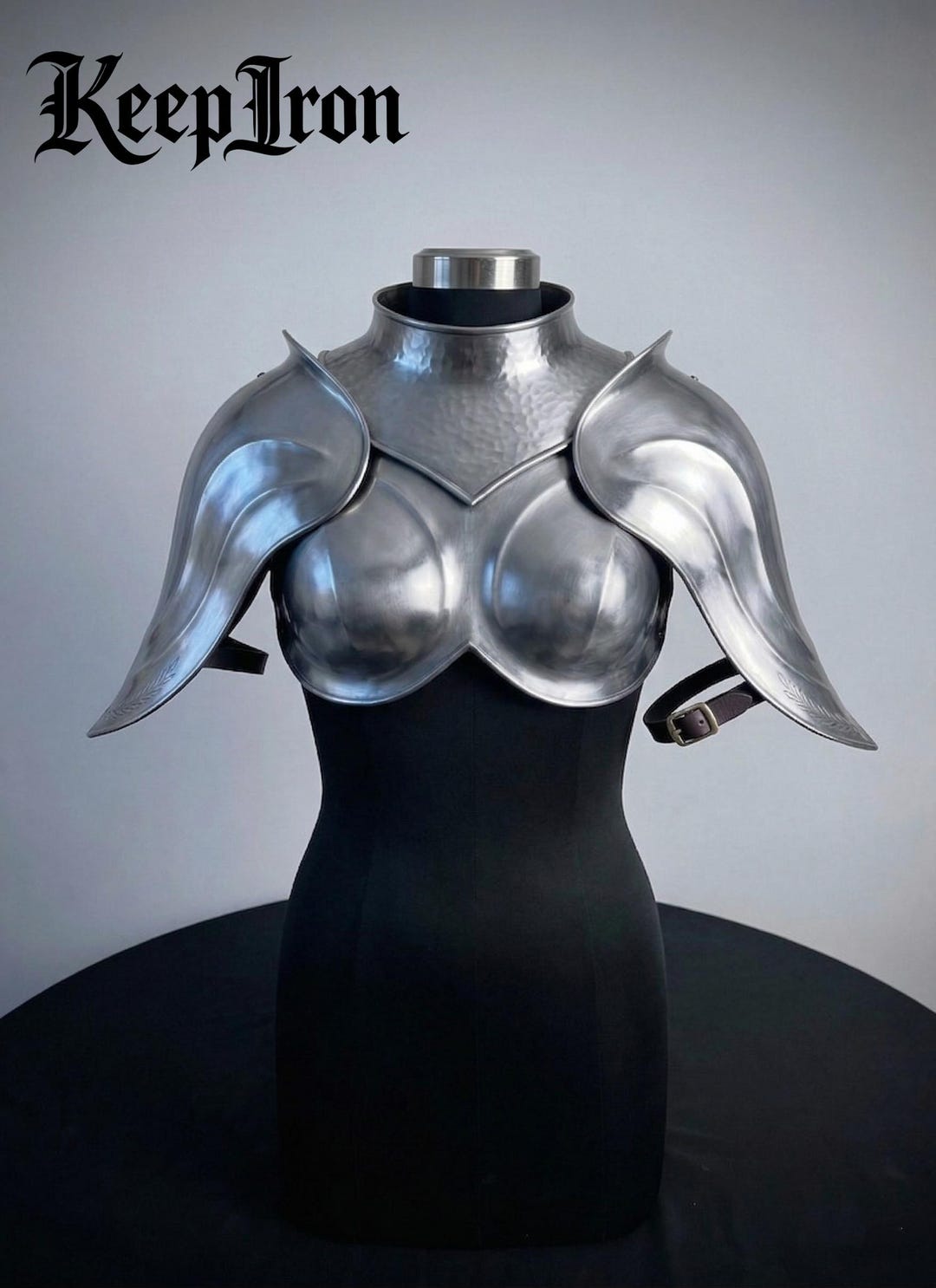 Female Fantasy Armor Breastplate & Pauldrons | Lady LARP Cosplay ...