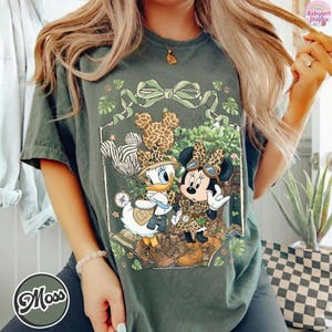 Retro Comfort Colors Minnie Daisy Animal Kingdom Shirt, Coquette Tree of Life Leopard Balloon Shirt,Disneyworld Family Matching Vacation Tee Bild 2
