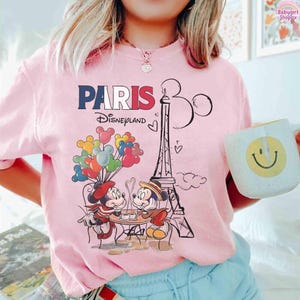 Retro Mickey and Minnie Disneyland Paris shirt, Eiffel Tower Mickey Mouse Shirt, Disneyland Paris Girl Trip 2026 tee Disneyland Vacation Tee 画像 3