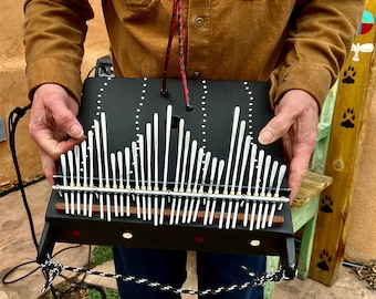 Elektrisches schwarzes Ilimba Lamellophon