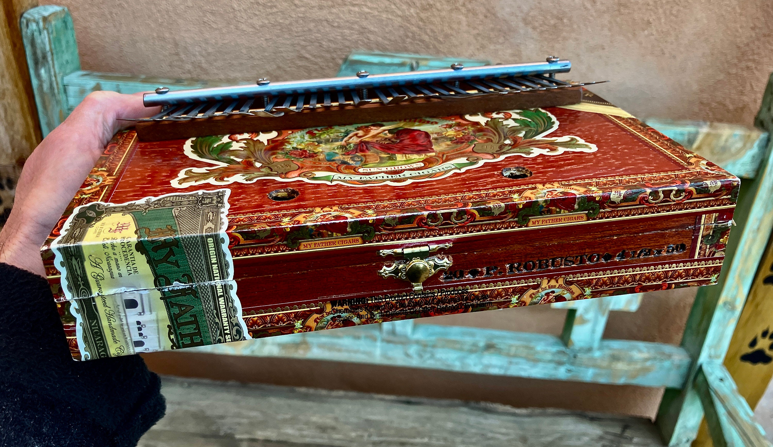 R.M.kalimba/craft＆junkオリジナルハンドメイドCigarBoXGuitar/#0018 Cigar box kalimba : r/upcycling