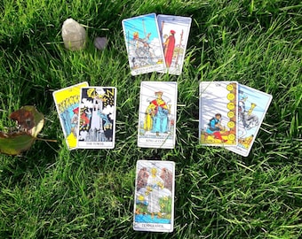 LIEBE UND BEZIEHUNG Tarot Legeung - 5 Fragen detailliert beantwortet