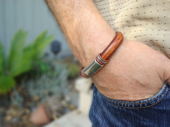 Men's Tobacco Leather Bracelet: Free Shipping. Genuine Leather, Silver-Plated Pewter with Magnetic Clasp.