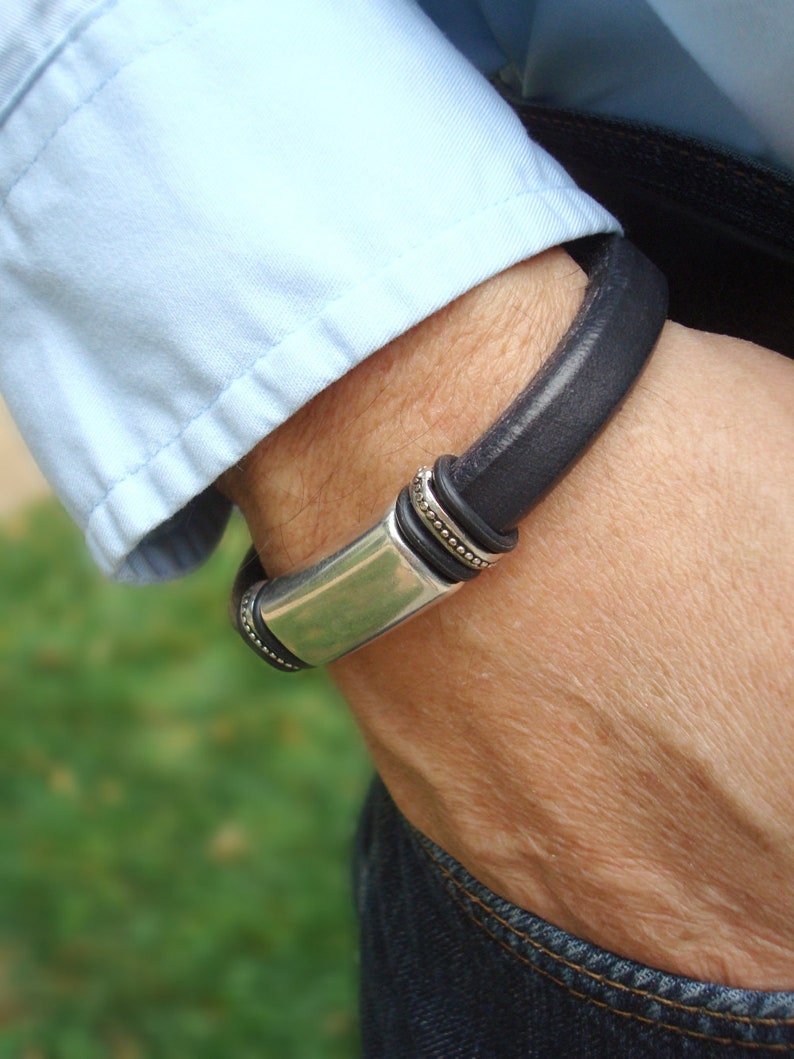 Men's Tobacco Leather Bracelet: Free Shipping. Genuine Leather, Silver-Plated Pewter with Magnetic Clasp. Black