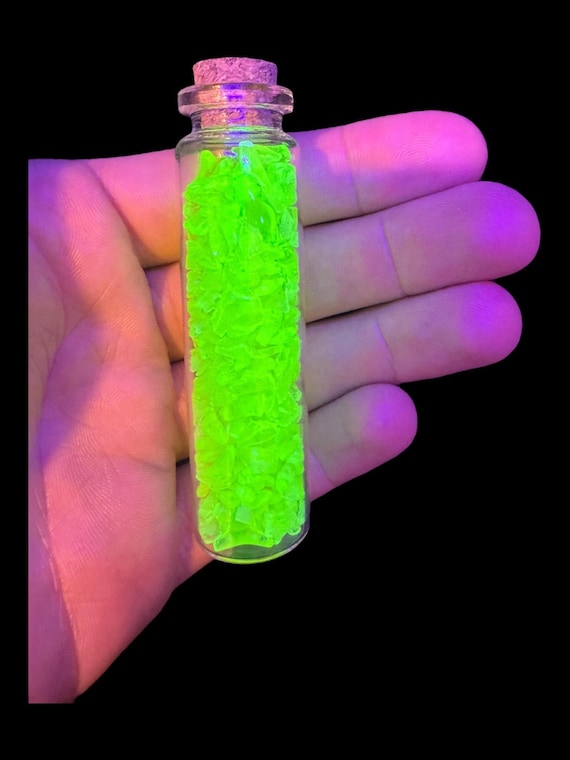 Crushed Vaseline Uranium Glass Vial