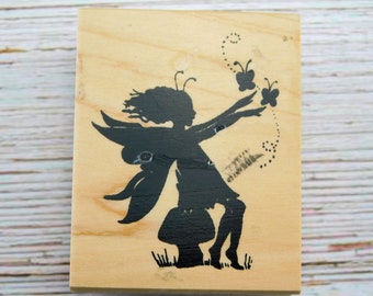 Fairy Rubber Stamp - Fairy On Mushroom - Pixie Stamp - Great Impressions Stamps - Op hout gemonteerde stempel