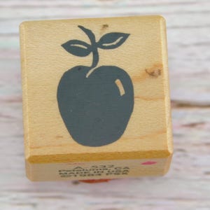 Sello de manzana vintage – PSX A-532, montado en madera – Sello clásico de fruta para profesores, tarjetas y manualidades