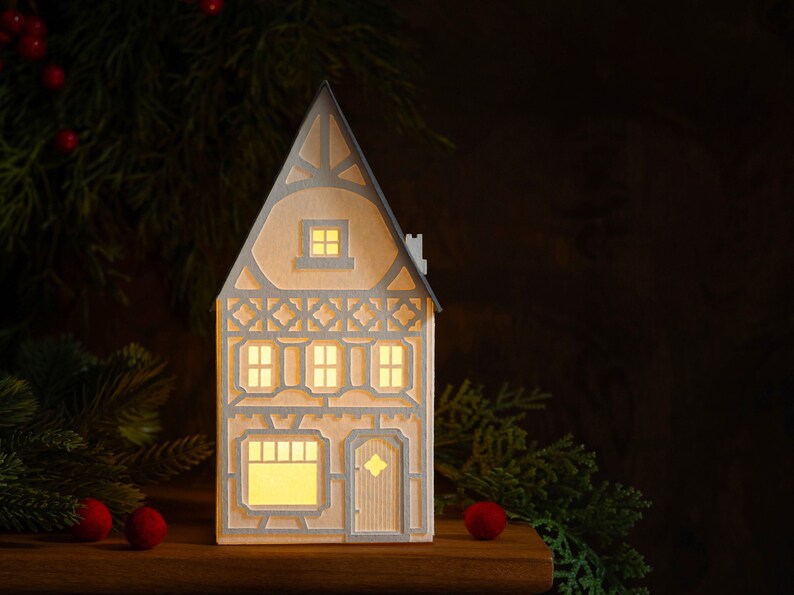 Bramblewick House Luminary