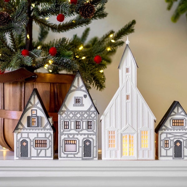 ETSY DESIGN AWARDS Finalist 2023: Fachwerk Papier Weihnachtsdorf - perfekt flach zusammenklappbar zum Aufbewahren