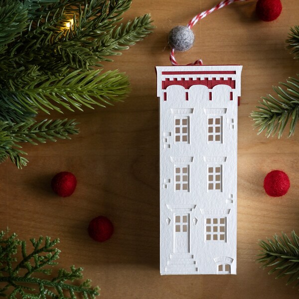 Brownstone Christmas Ornament, New York seasonal decoration handmade of sturdy watercolor paper, unique holiday gift for the traveler