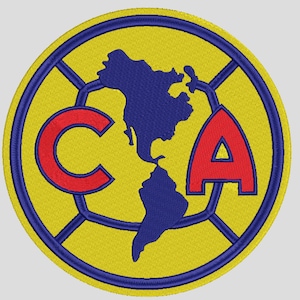 Puede incluir: Parche bordado con el logo del Club América. El diseño incluye un fondo amarillo, un contorno azul y un mapa azul de las Américas. Las letras "C" y "A" son rojas.
