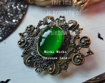 Gothic Romantic Emerald Green Brooch, Vampire Filigree Jewelry, Wedding Oval Brooch, Men Brooch, Steampunk, Antique, Dark Academia Costume