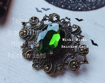 Emerald Green Brooch | Bronze Pin, Gothic Crystal, Vampire Jewel, Wedding Bronze Brooch, Men Brooch, Steampunk, Antique Gem, Dark Academia