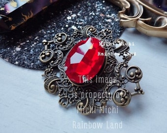 Broche en cristal rouge | Rubis, bronze en filigrane, vampire gothique, broche de mariage, cadeau pour homme, insigne, costume, sang de dragon, antiquité du Siam, baroque