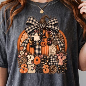 Upiorny sezon dyni PNG SVG, projekt koszulki retro Coquette na Halloween z łatkami, pobieranie cyfrowe
