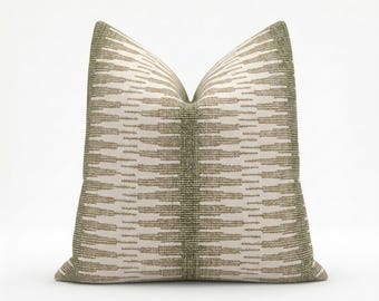 Indoor Outdoor Green Designer Pillow Cover – Kravet Cerritos Weave Moss