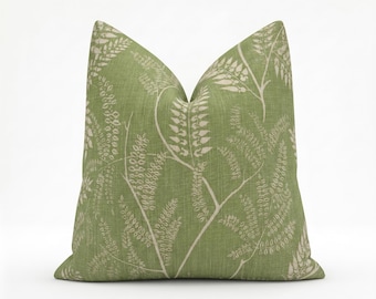 Lisa Fine Chiara Botanische Leinen Kissenbezug | Grüner Farn Blatt Designer Überwurf
