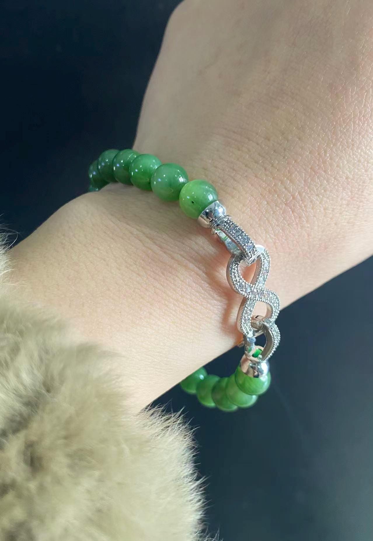 sansiqi ブレスレット 8mm Siberian Nephrite Jade Bracelet – 925 Silver Clasp, Natural