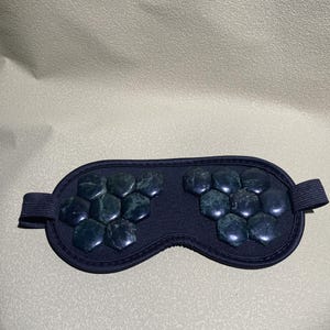 Natural Jade Eye Mask, Cooling Stone Therapy for Eye Fatigue & Insomnia, Reusable Heat image 11
