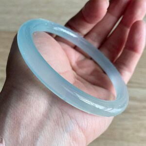 Elegant 8MM Natural High-Temperature Blue Agate Bracelet - A Modern, Slender Ring-Shaped Jade Gift for Her" image 10