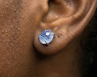 Met vuurwerk uitgesneden oorbellen, hypoallergeen chirurgisch staal, geschroefde achterkant, glanzend en lichtgewicht – 10 kleuren, 4/6/8 mm