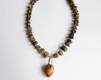 Bola de hueso inuit / Ojo de tigre rugoso / Collar de plata de ley