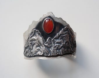 Brazalete Volcán de Plata de Ley y Cornalina