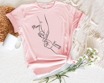 Benutzerdefinierte Pinky Swear Familie Shirt, Mutter und Kind Linie Kunst T-Shirt, personalisierte Pinky Versprechen Name Shirt, minimalistische Mama und ich Outfit