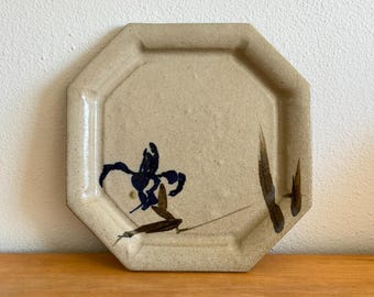 Vintage Stoneware Platter, 15" – Speckled Beige with Cobalt Brushwork – The Poddery