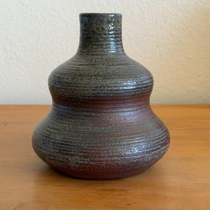 Vintage Studio Pottery Double Gourd Vase – Plum Brown Clay with Gunmetal Glaze