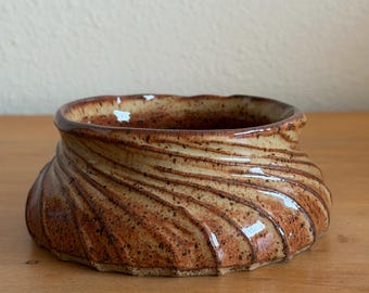 Vintage Studio Pottery Bowl, 5.25" – Carved Swirl Design – Shino-Style Glaze – Signed