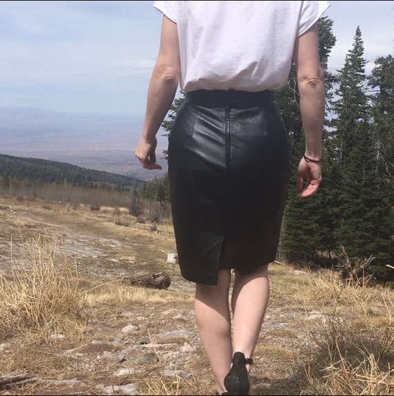 Vintage Black Leather Pencil Skirt 1980s, 80s, Fi… - image 10