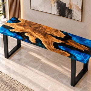 Consoletafel van hout met blauwe epoxyhars, haltafel met natuurlijke rand, handgemaakte meubels van Blue River hars, op maat gemaakte houten haltafel