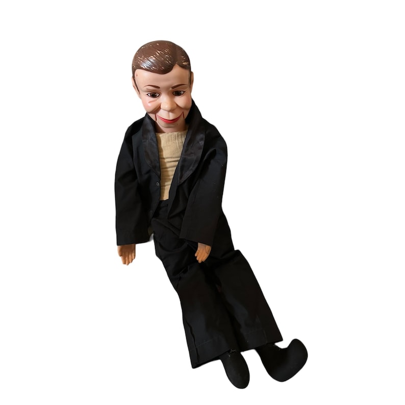 Haunted Vessel 1977 Ventriloquist Dummy Charlie Mccarthy Juro Etsy