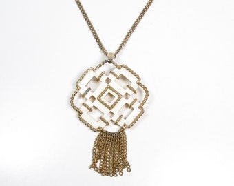 1970s Avon White Enamel & Rope Goldtone Necklace w Tassel Pendant Brooch Pin