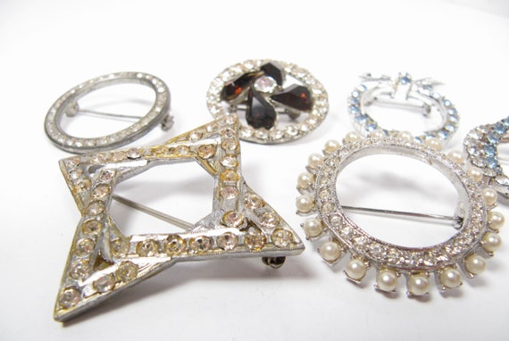 6 pc Lot Rhinestone Art Deco & Mid Century Brooch… - image 2