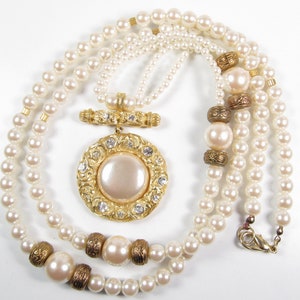 Unique Faux Pearl & Gold w Rhinestones Long Necklace Vintage Fancy Pendant