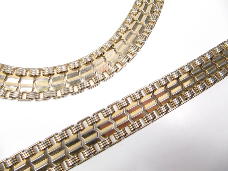Vintage Sarah Coventry Snap Clasp Choker Necklace /& Bracelet Set Gold Tone
