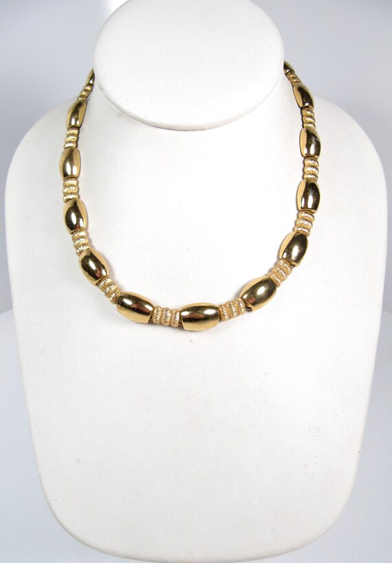 Monet Shiny & Brushed Gold Tone Choker Collar Nec… - image 3