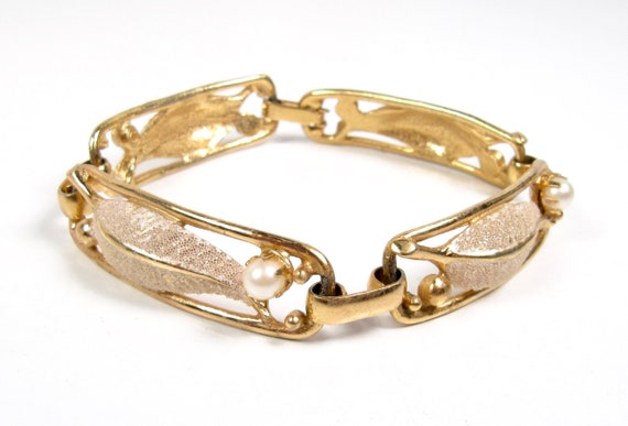 Kramer Mid Century Gold Tone Textured Leaf Glass P