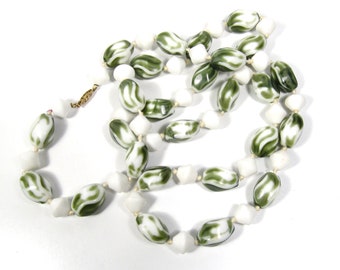 Milk Glass & Green White Bead Gold Filled Clasp Necklace Vintage 171 gr Heavy!