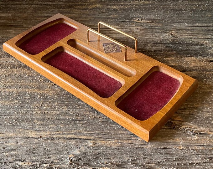 Vintage Wood Mid Century Dresser Valet Lions Coat of Arms Dresser Caddy Wood Midcentury Men's