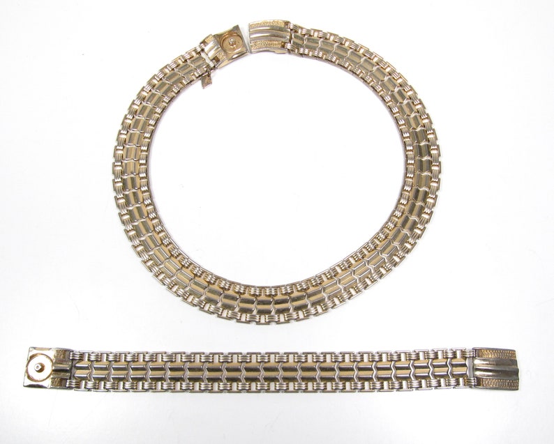 Vintage Sarah Coventry Snap Clasp Choker Necklace /& Bracelet Set Gold Tone
