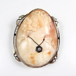 Antique 14K White Gold Floral Setting Finely Carved Cameo Lady Diamond Necklace
