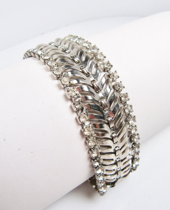 Vintage Silver Tone Rhinestone Edge & 1" Wide Cha… - image 2