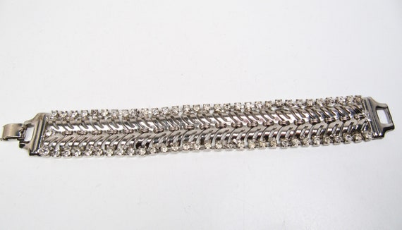 Vintage Silver Tone Rhinestone Edge & 1" Wide Cha… - image 3