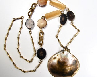 Vintage Hobe Signed Natural Shell & Polished Wood Shell Chain Necklace 1960s VTG