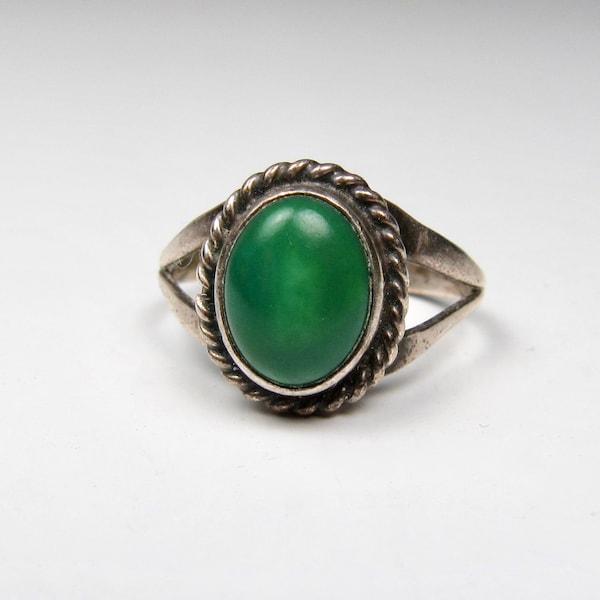 Vintage Green Stone Sterling Silver Southwest Navajo Ring Nakai Size 5.25